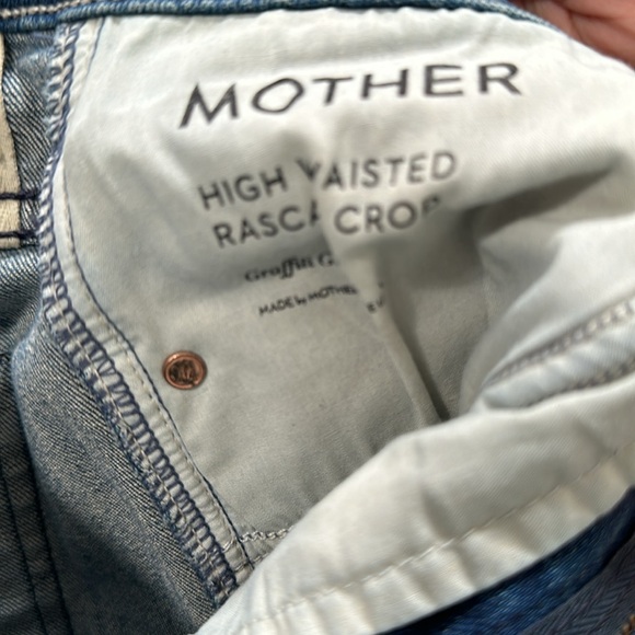 Mother Denim - High Waisted Rascal Crop Jeans - Picture 6 of 6